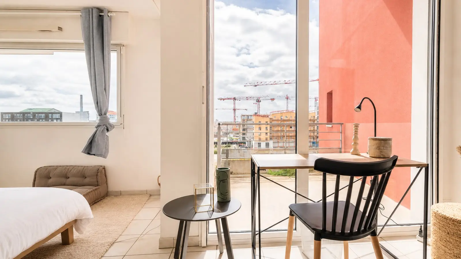 Chambre Boulevard de l'Estuaire à Nantes