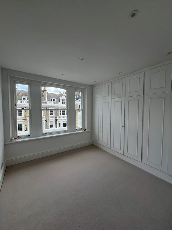Flat Coleherne Road in Greater London