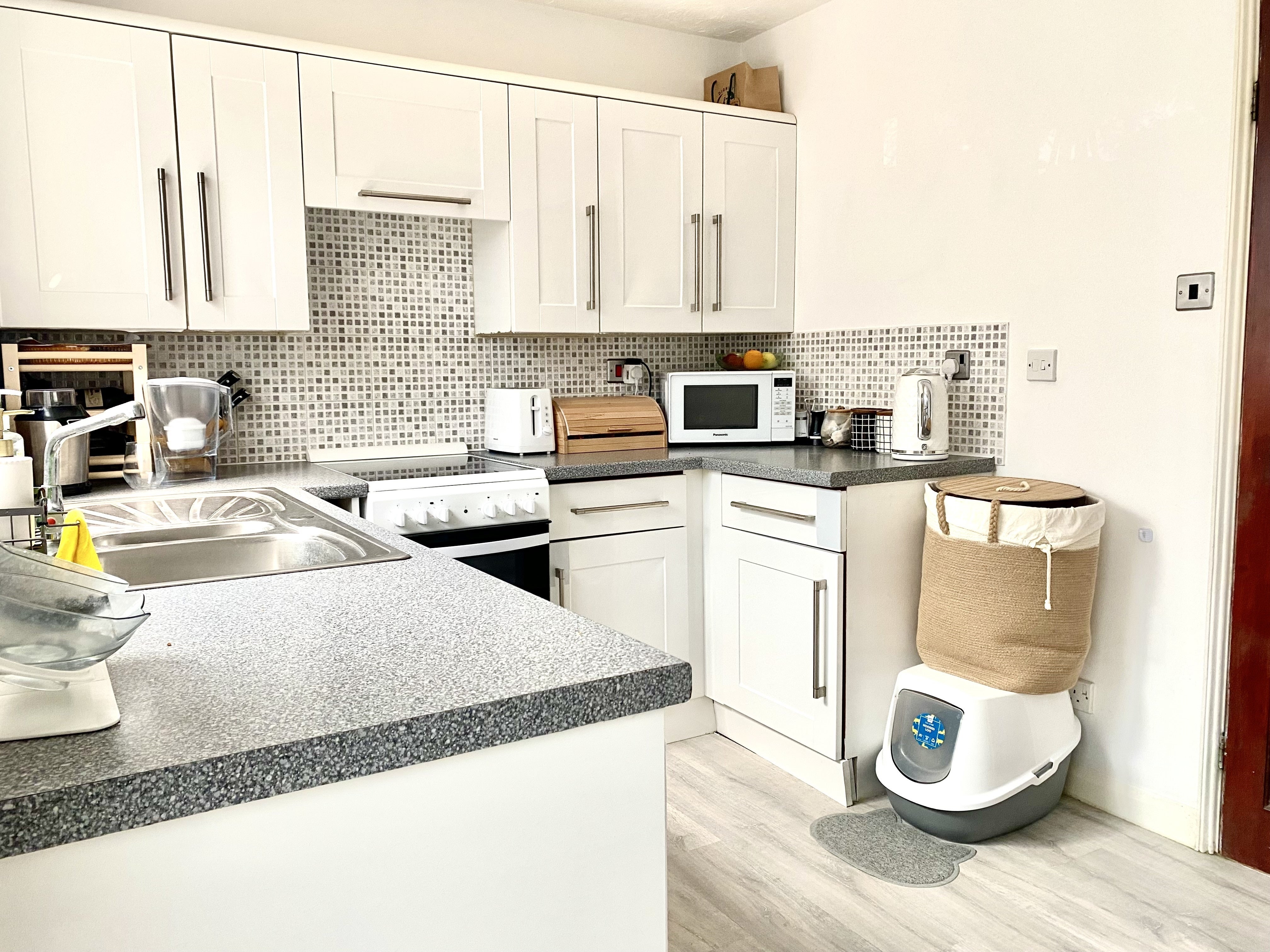 House Warwick Close in Test Valley