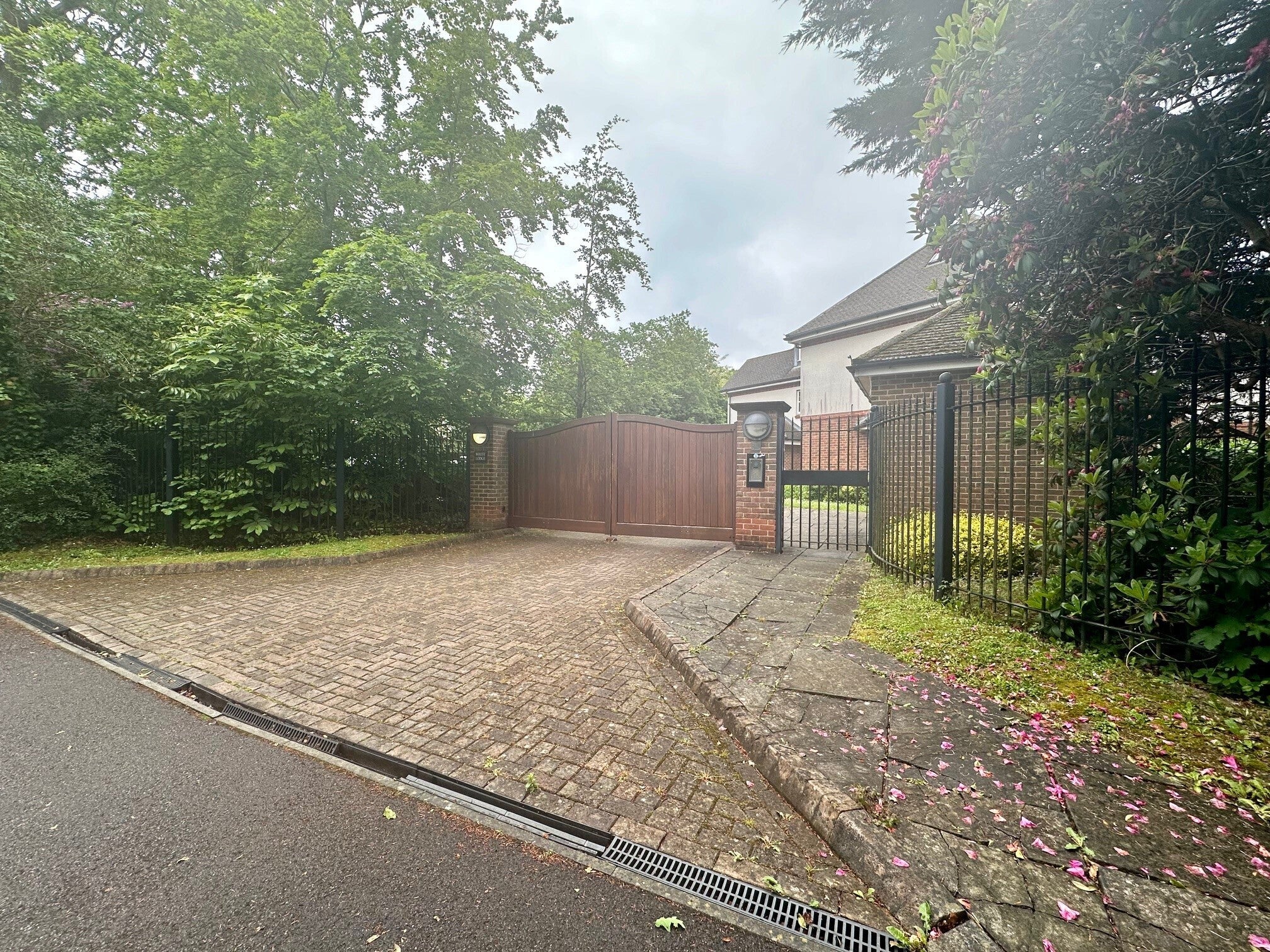 Flat Bassett Wood Road in Southampton