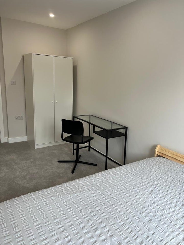Room Nether Street in Greater London