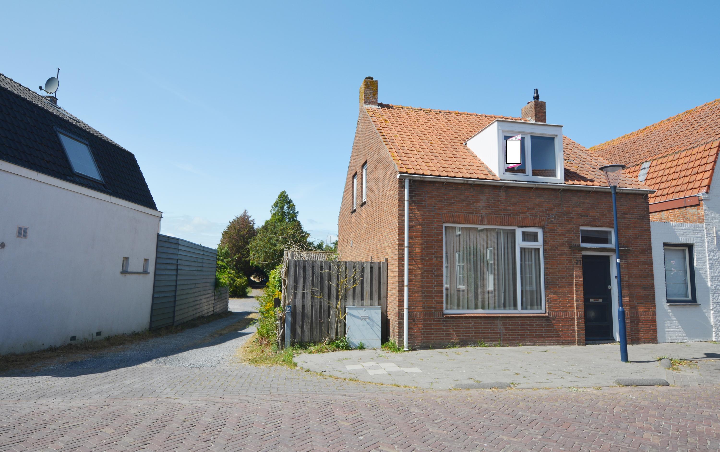 Huis Dorpsstraat 27 in Zuidzande