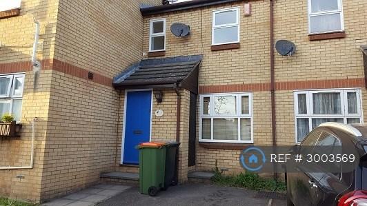 House Cranberry Lane in Greater London