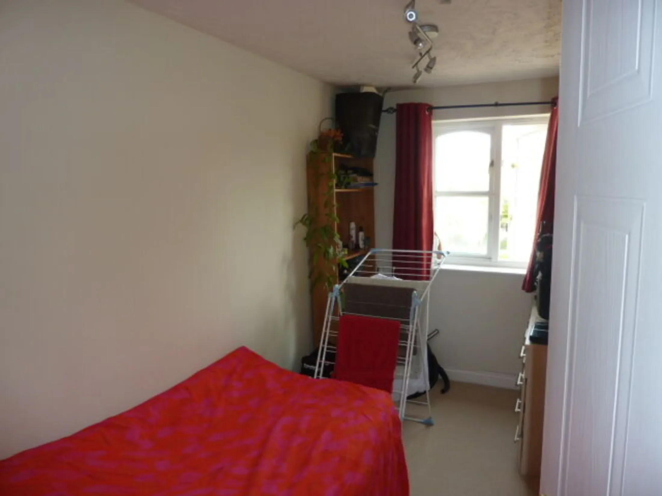 Flat Reeds Crescent in Watford