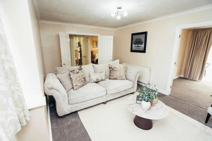 House Alstonfield Drive in Derby