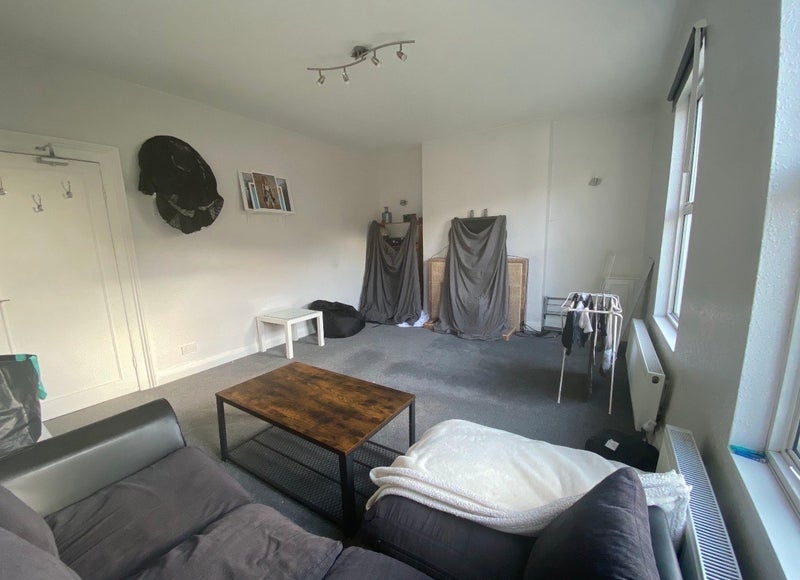 Room Brockley Road in Greater London