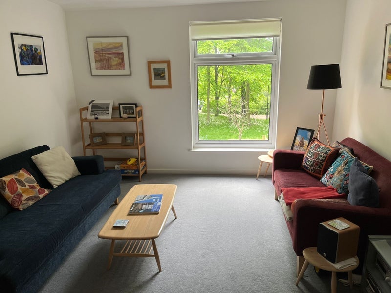 Room Cardinals Way in Greater London