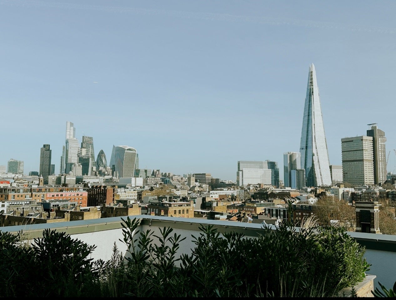 Flat Sawyer Street in Greater London