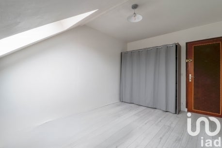 Flat Place Charles Steber in Longjumeau