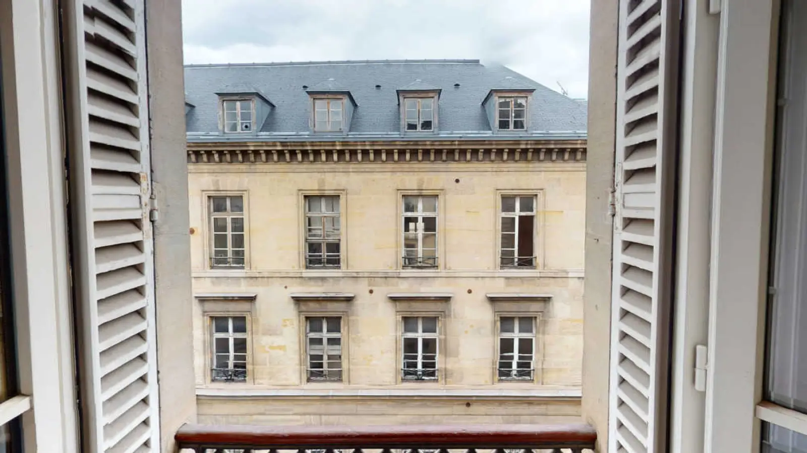Chambre Rue Las Cases à Paris