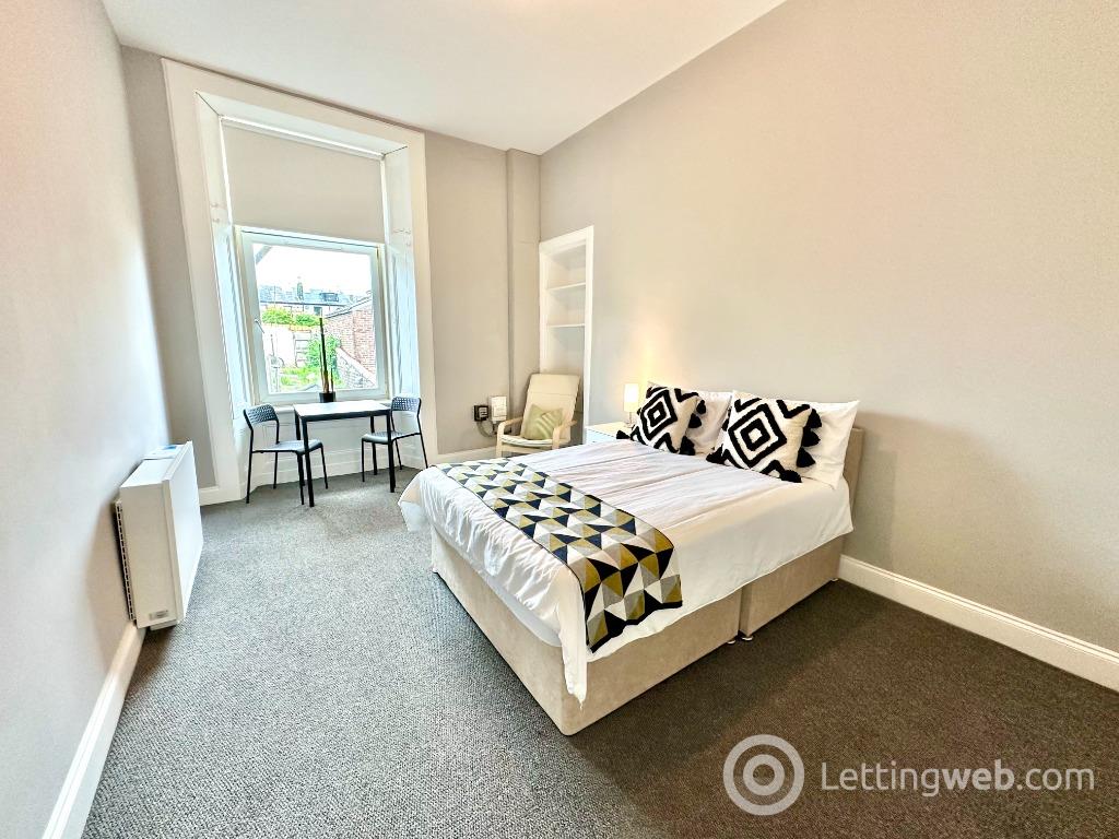Room Oakley Terrace in Glasgow