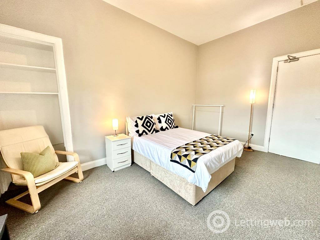 Room Oakley Terrace in Glasgow
