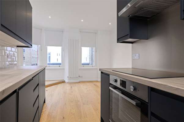Flat Princeton Street in Greater London