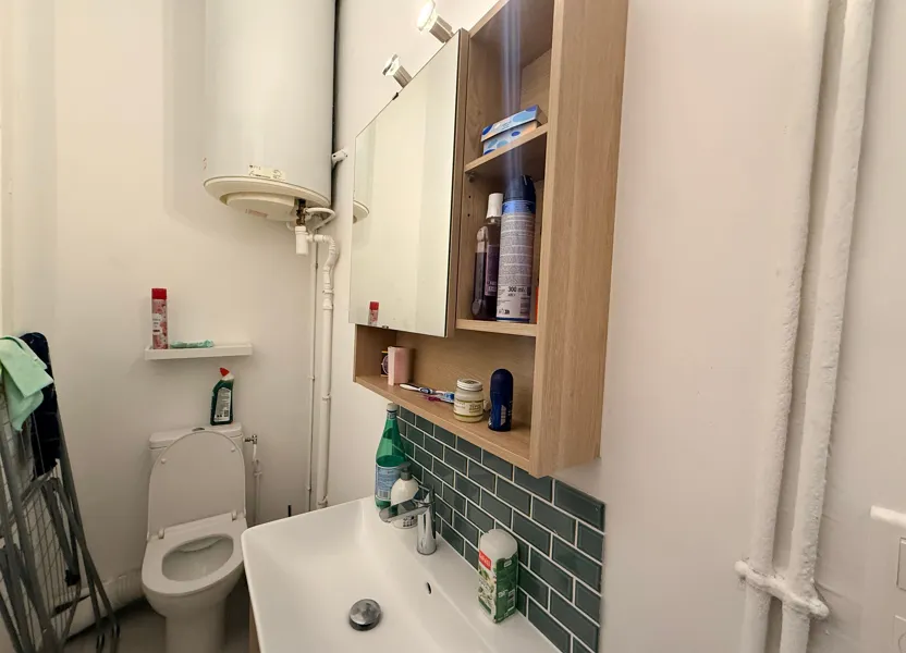 Flat Rue d'Antrechaus in Toulon