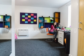 Room Shaw Street in Liverpool