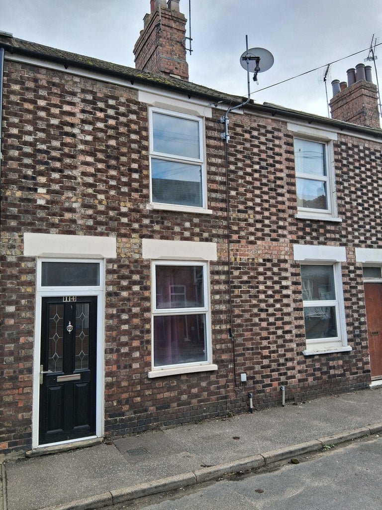 Flat Loke Road in King's Lynn and West Norfolk