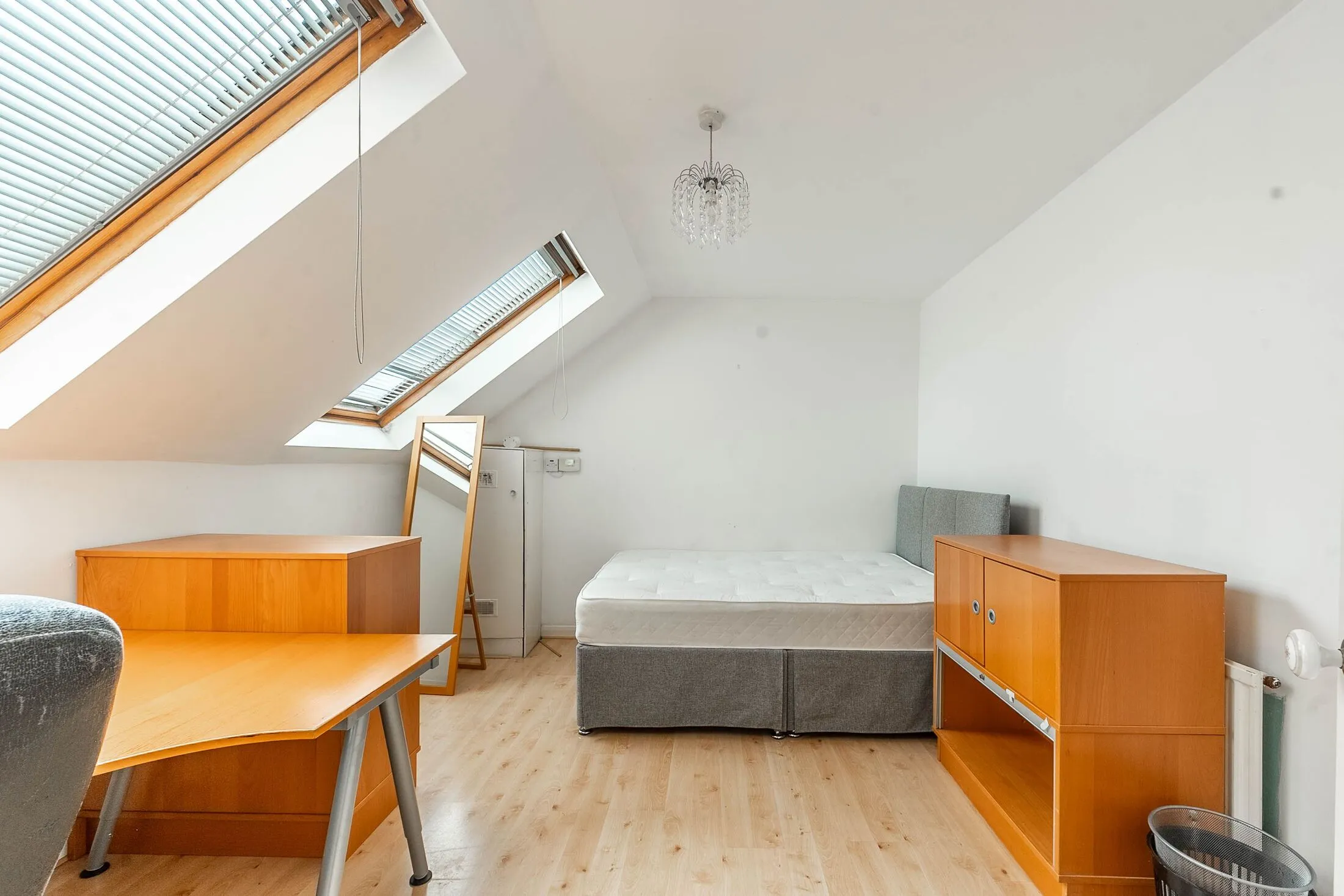 Flat Oakcroft Close in Greater London