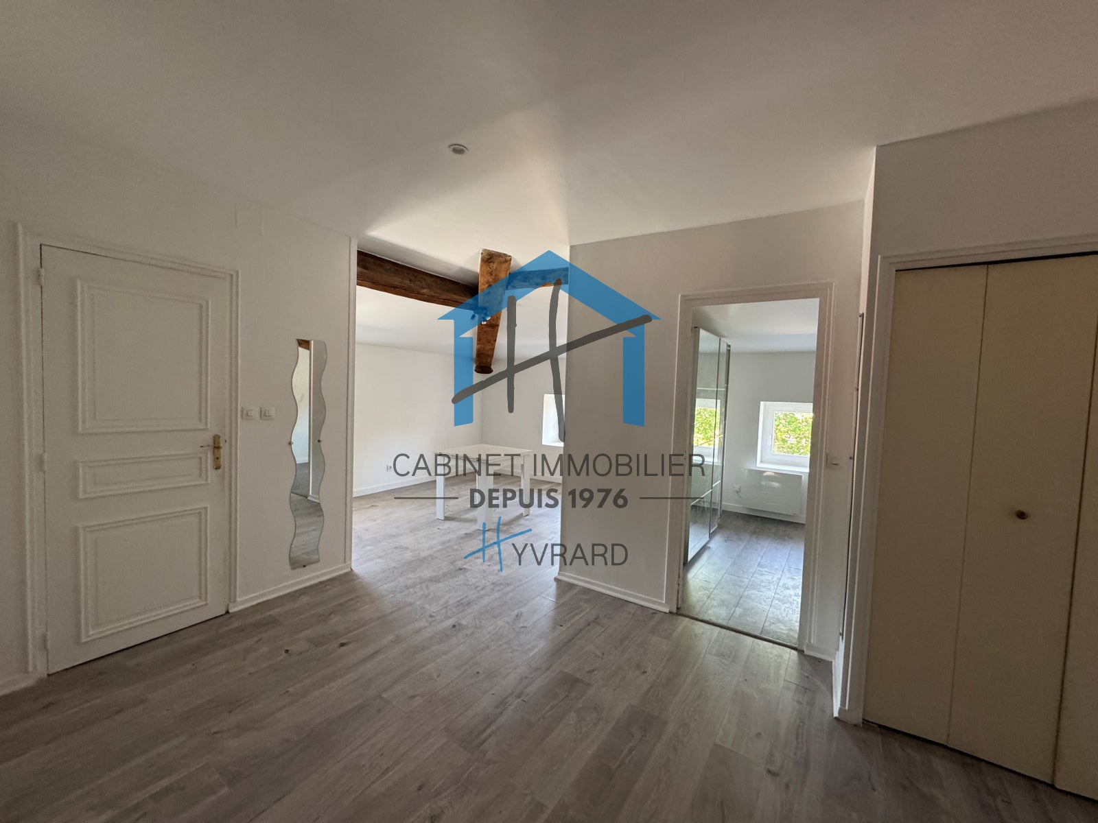 Flat Place Neyrand-Thiollière in Lorette