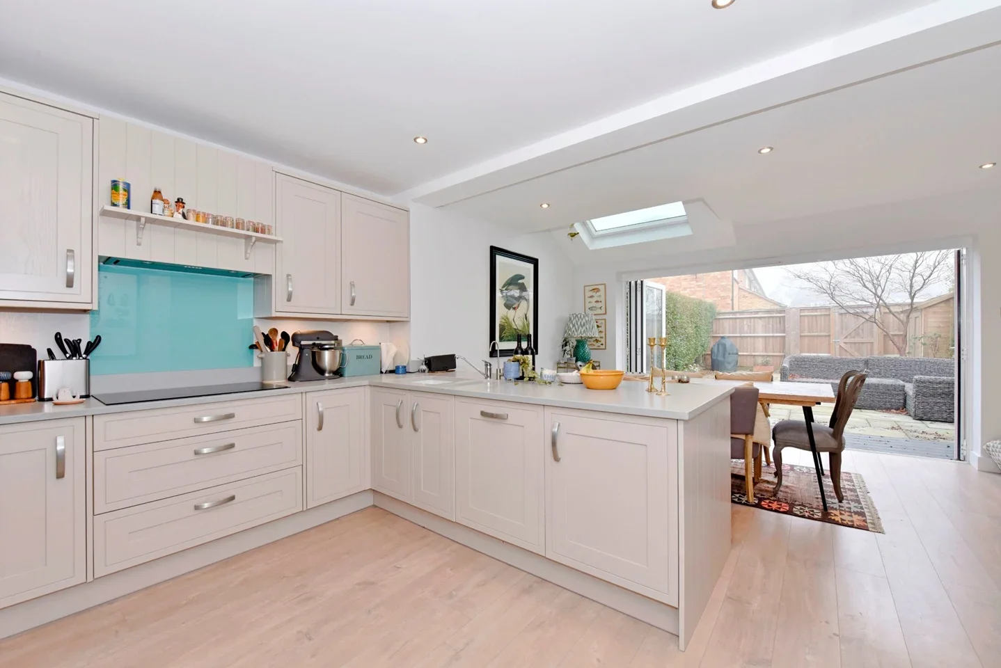 House Horseshoe Crescent in Beaconsfield