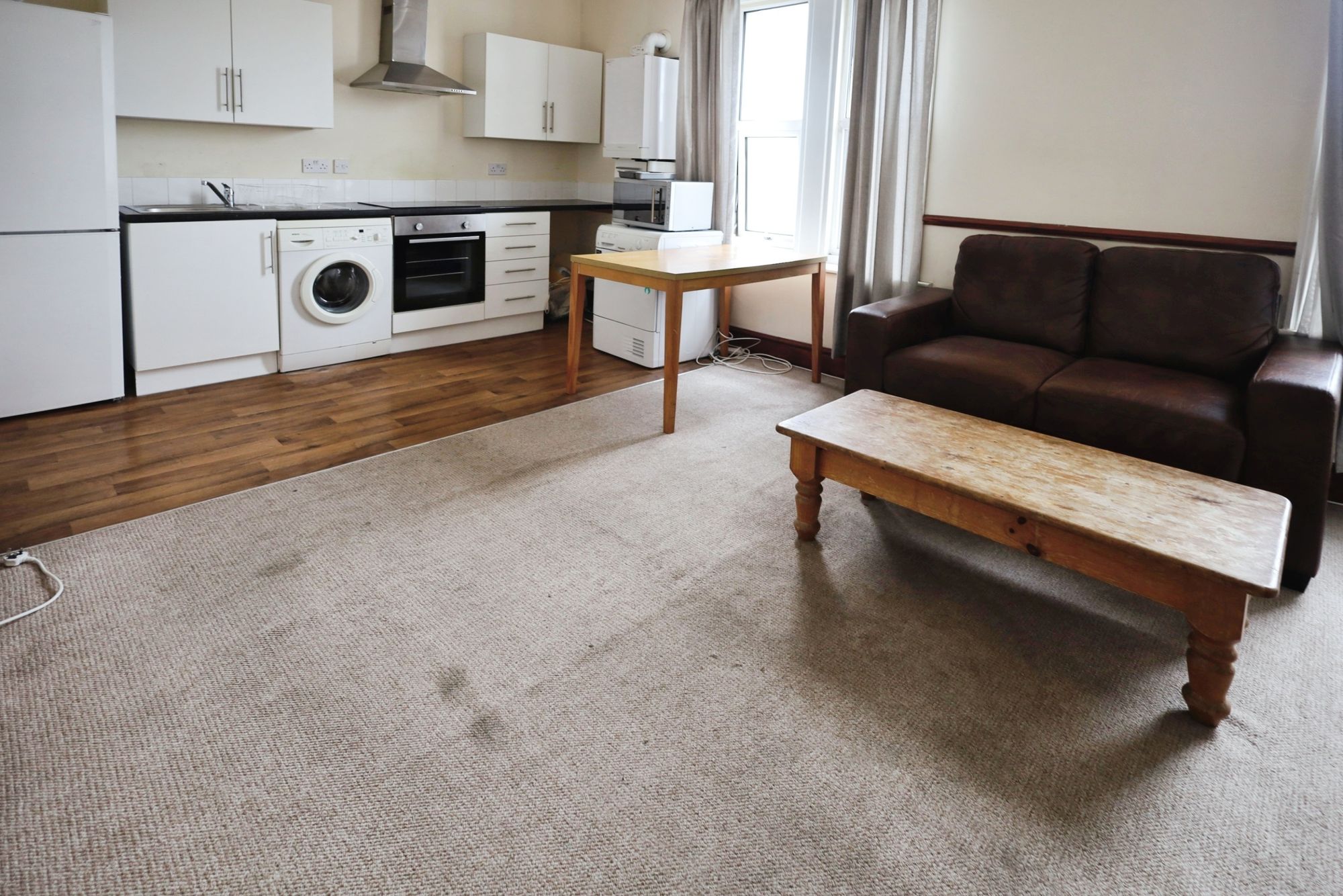 Flat Holdenhurst Road in Bournemouth