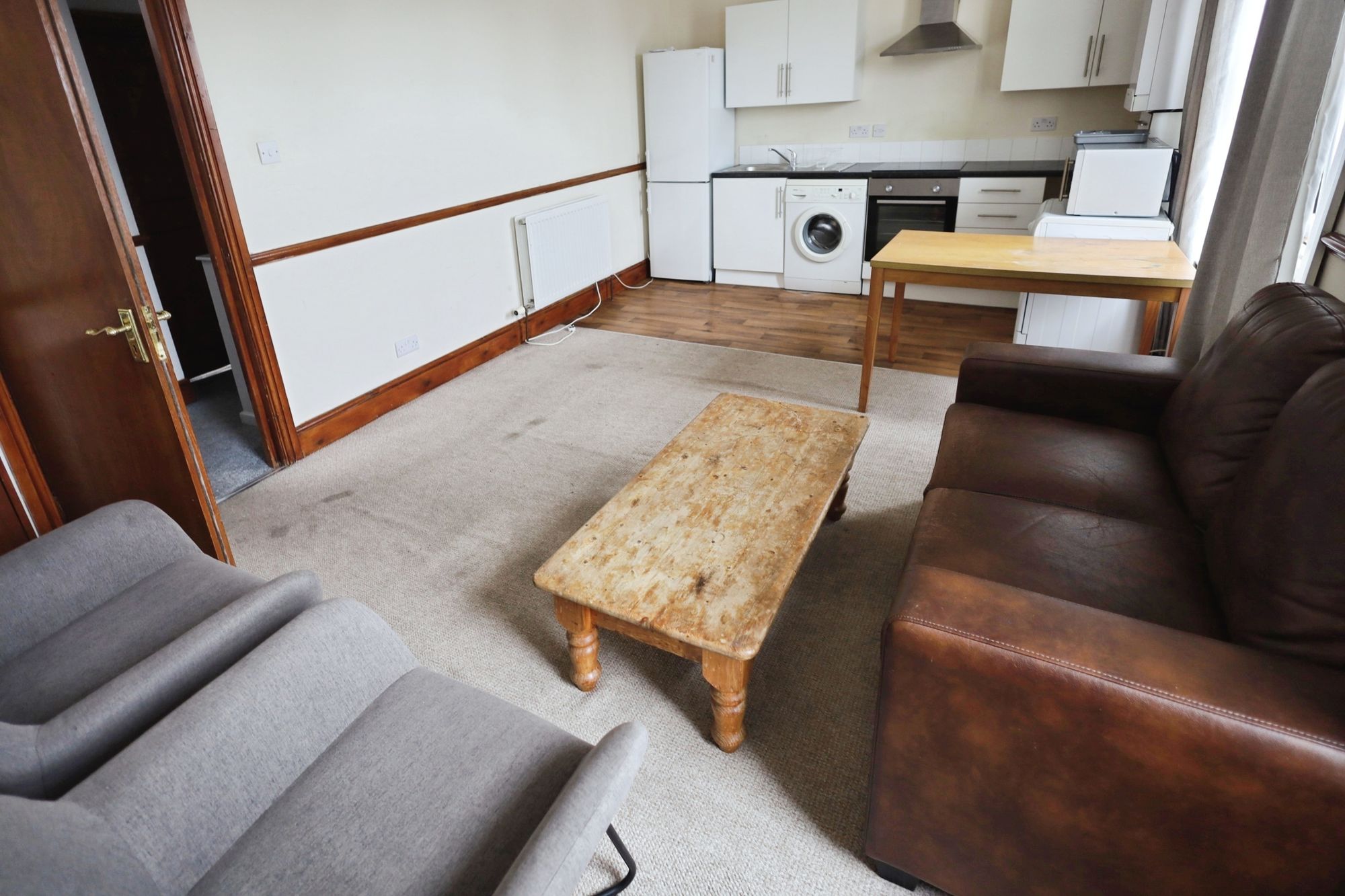 Flat Holdenhurst Road in Bournemouth