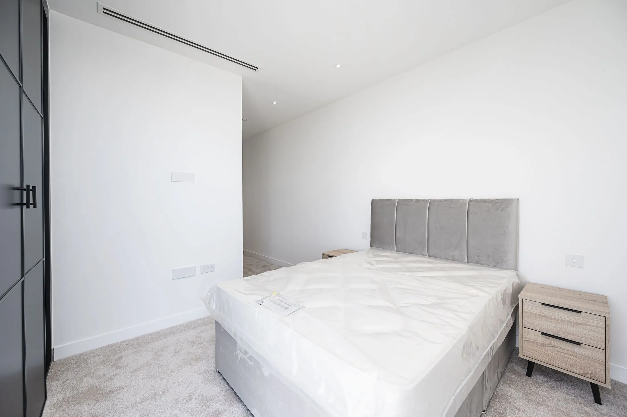 Flat City Garden Row in Greater London