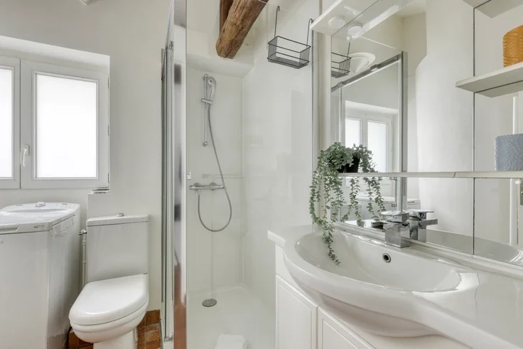 Appartement Rue Louise-Émilie de La Tour d'Auvergne à Paris