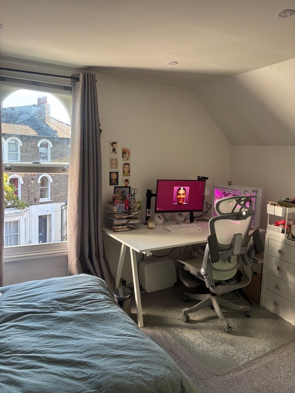 Room Mount Pleasant Road in Greater London