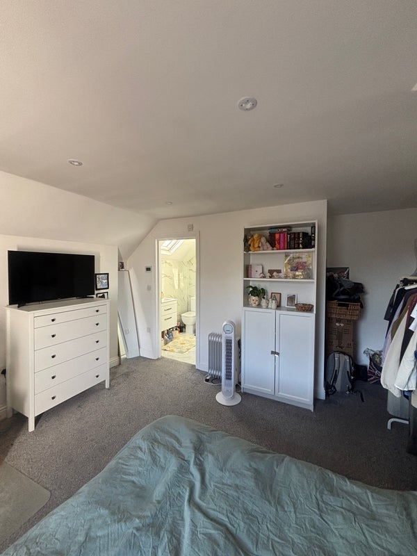 Room Mount Pleasant Road in Greater London