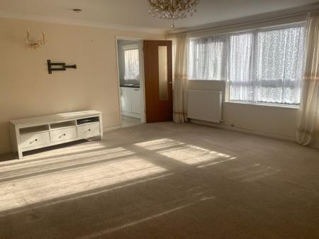 Flat Homefield Park in Greater London