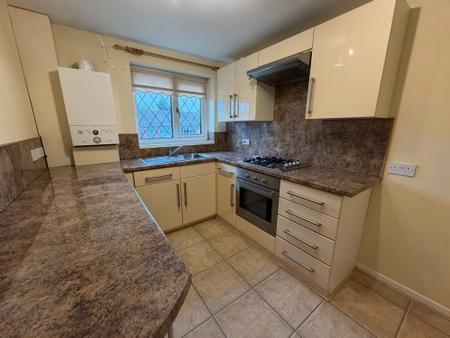 Flat Arundel Avenue in Sandwell