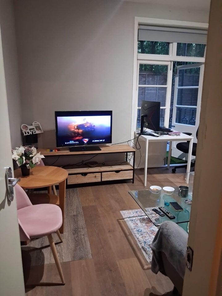 Flat Hornsey Lane in Greater London