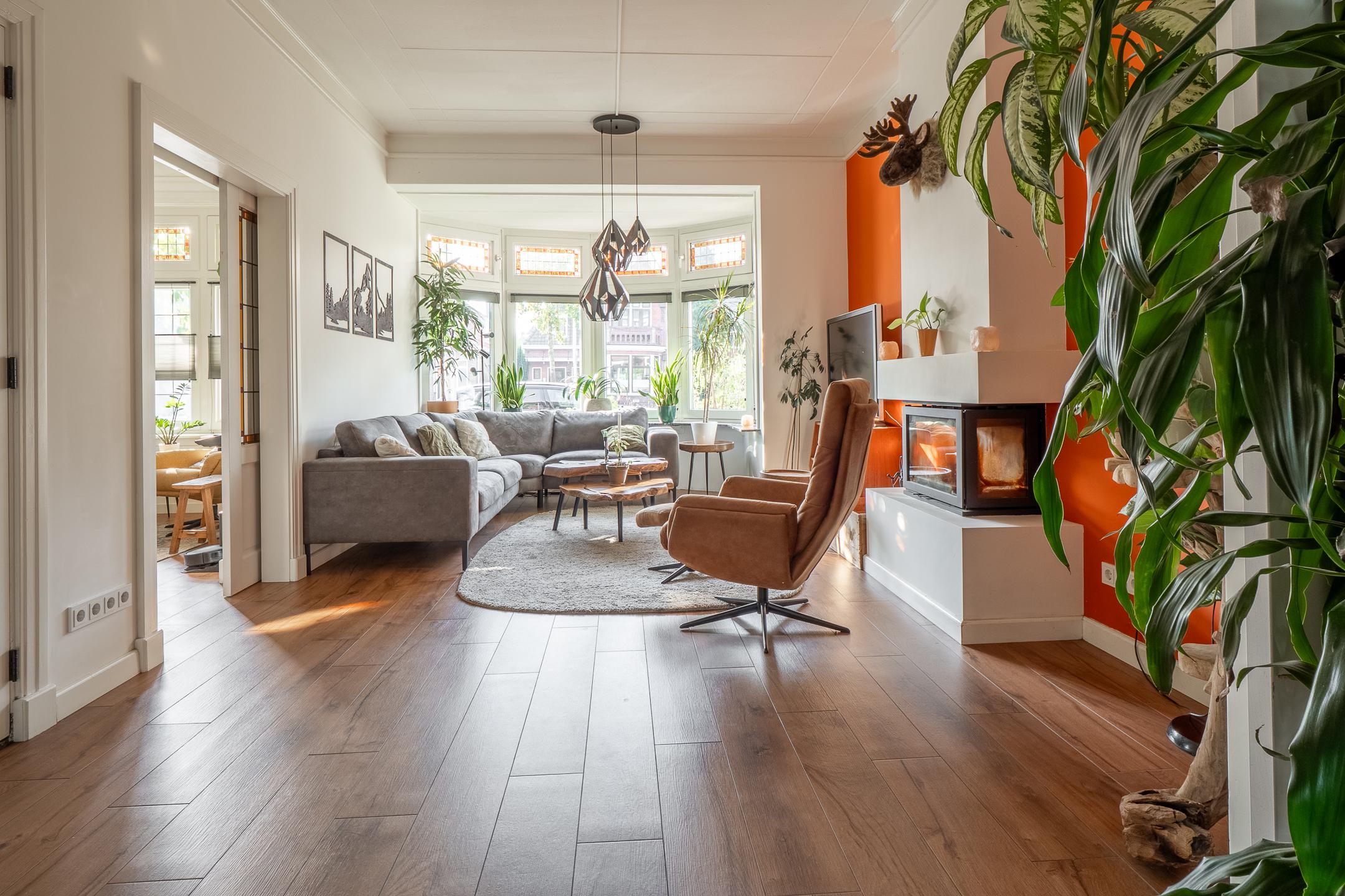 Twee-onder-één-kap te koop: Lasondersingel 147, Enschede