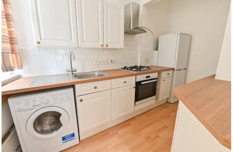 Flat Watson Crescent in City of Edinburgh