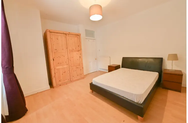 Flat Watson Crescent in City of Edinburgh