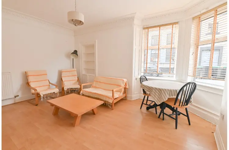Flat Watson Crescent in City of Edinburgh