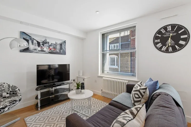 Flat Berwick Street in City of Westminster