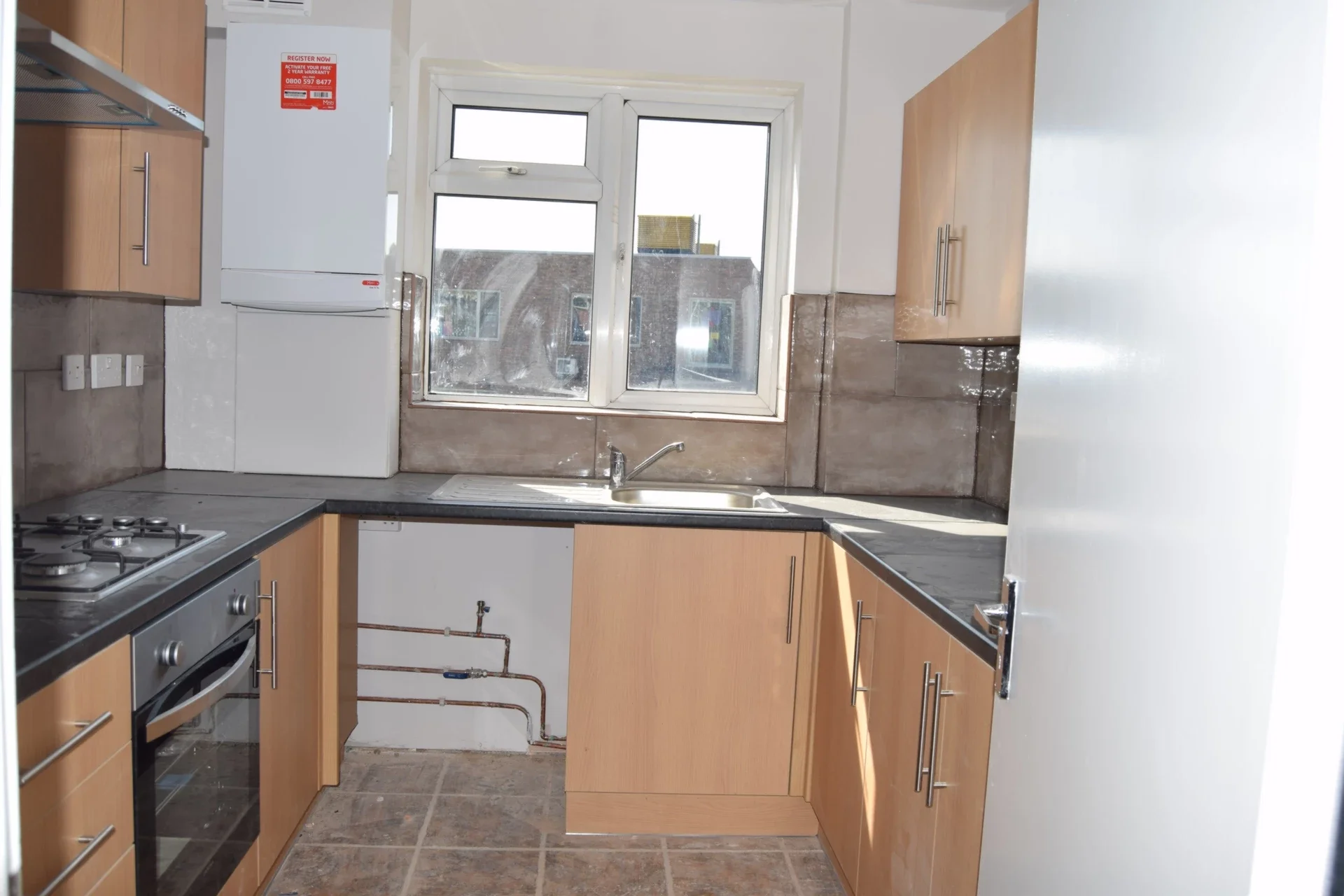 Room Longbridge Road in Bramley