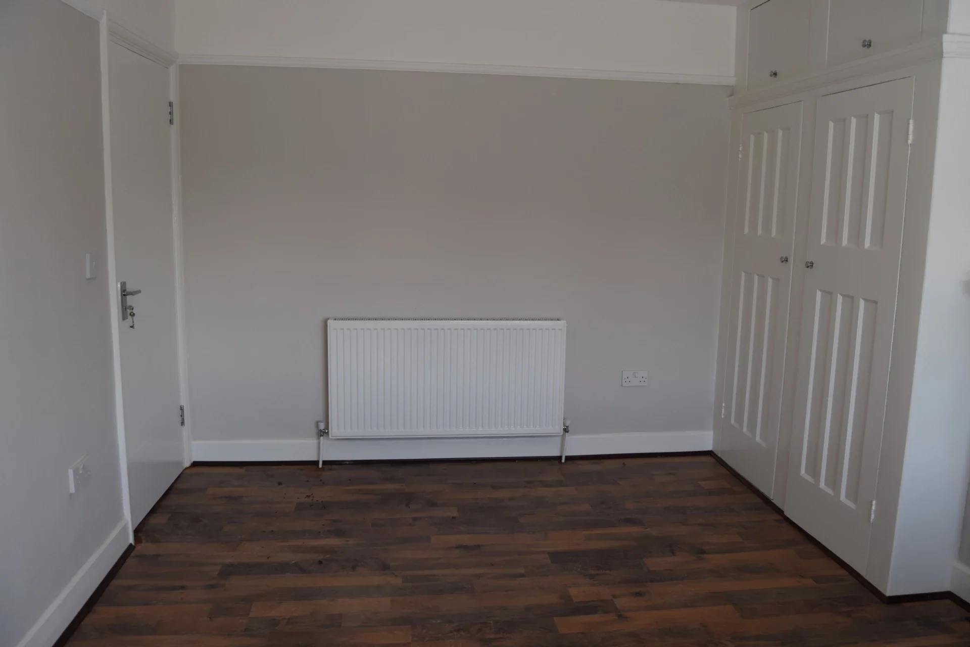 Room Longbridge Road in Bramley