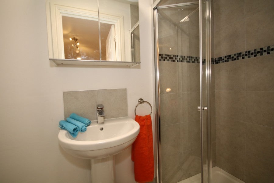 Room Albert Street in Rugby