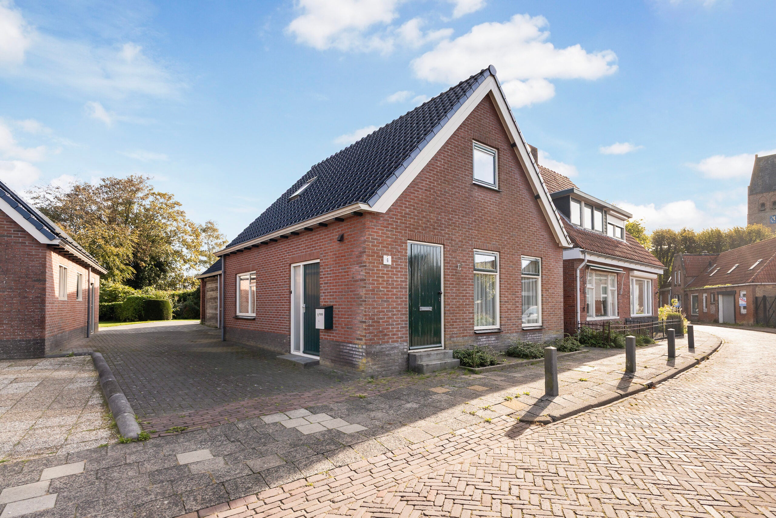 Huis Hegebuorren 6 in Stiens
