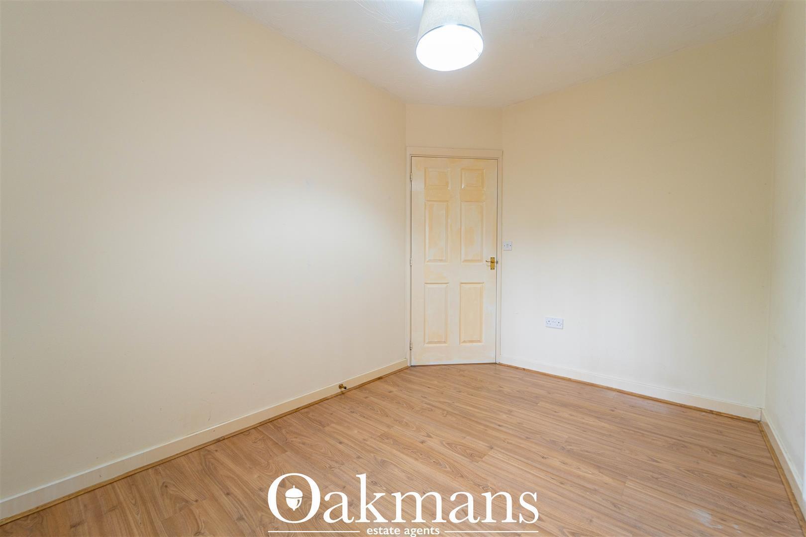 Flat Deal Grove in Birmingham