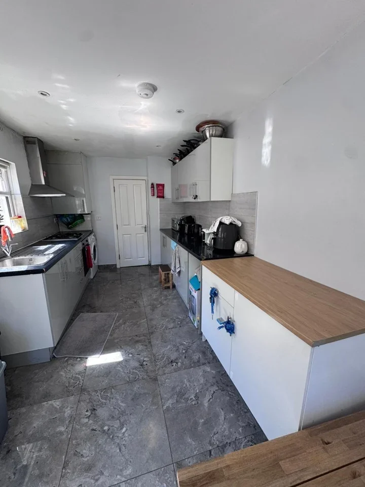 Room Elizabeth Road in Greater London