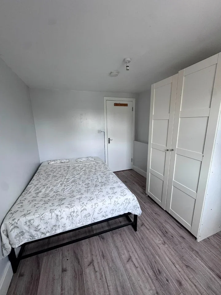 Room Elizabeth Road in Greater London