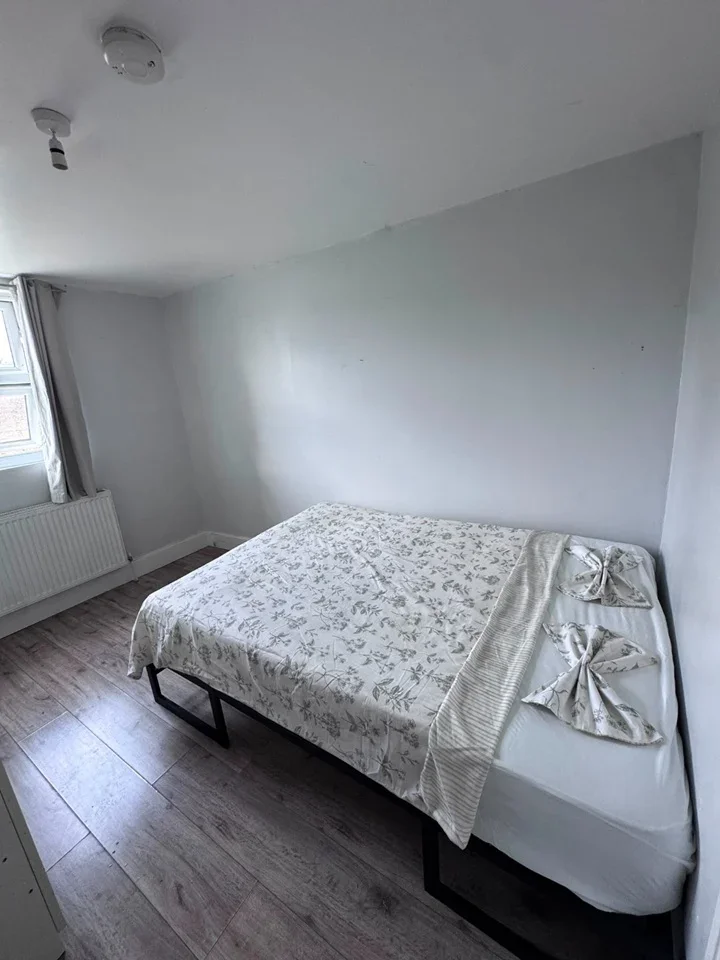 Room Elizabeth Road in Greater London
