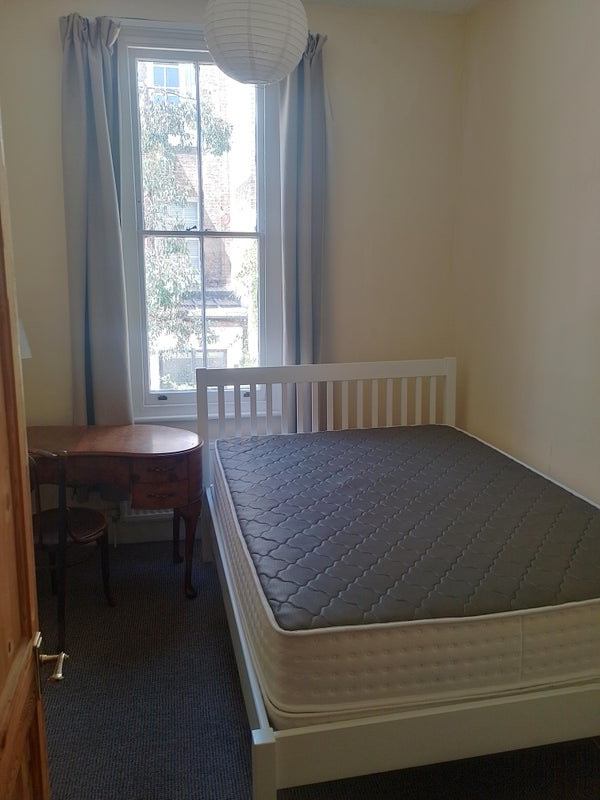 Room Campden Grove in Greater London