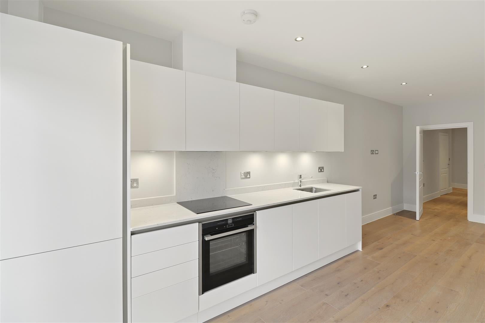 Flat St Ives Place in Greater London