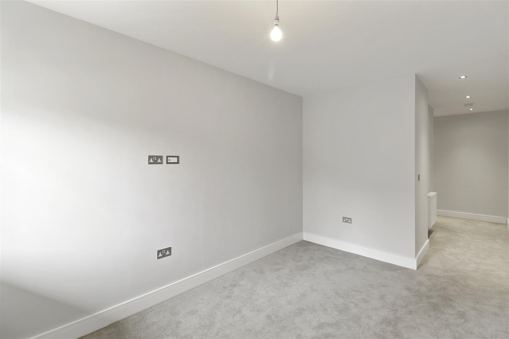 Flat St Ives Place in Greater London