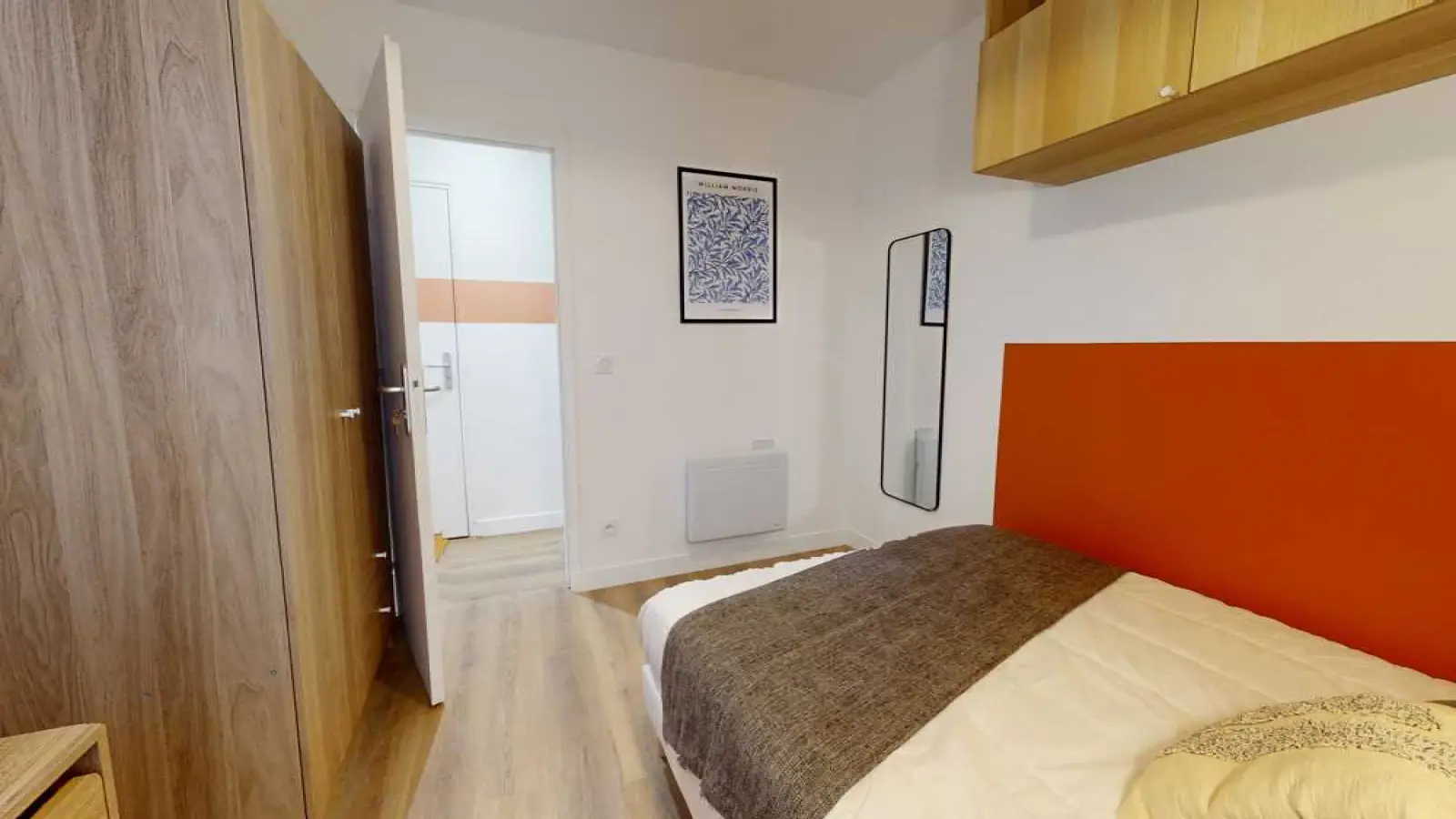 Room Rue du Chalet in Paris