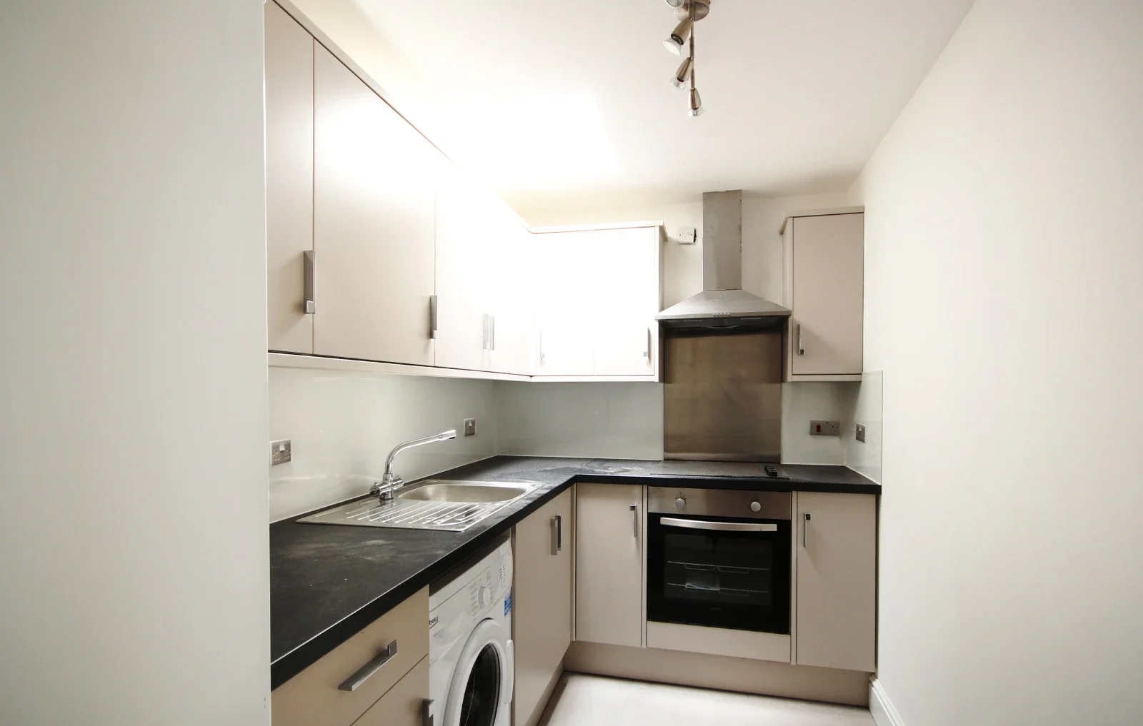 Flat West Street in Huntingdonshire